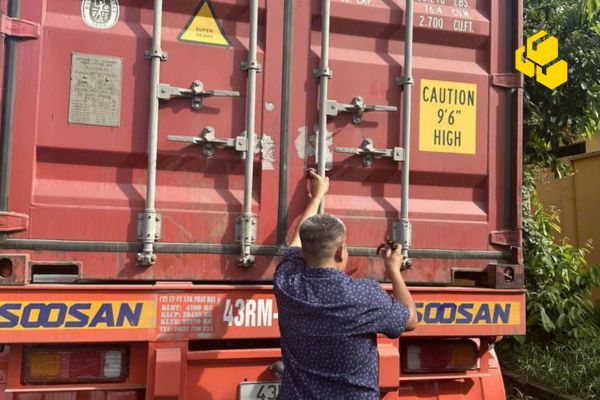 dịch vụ bốc xếp tại Xóm Chiếu